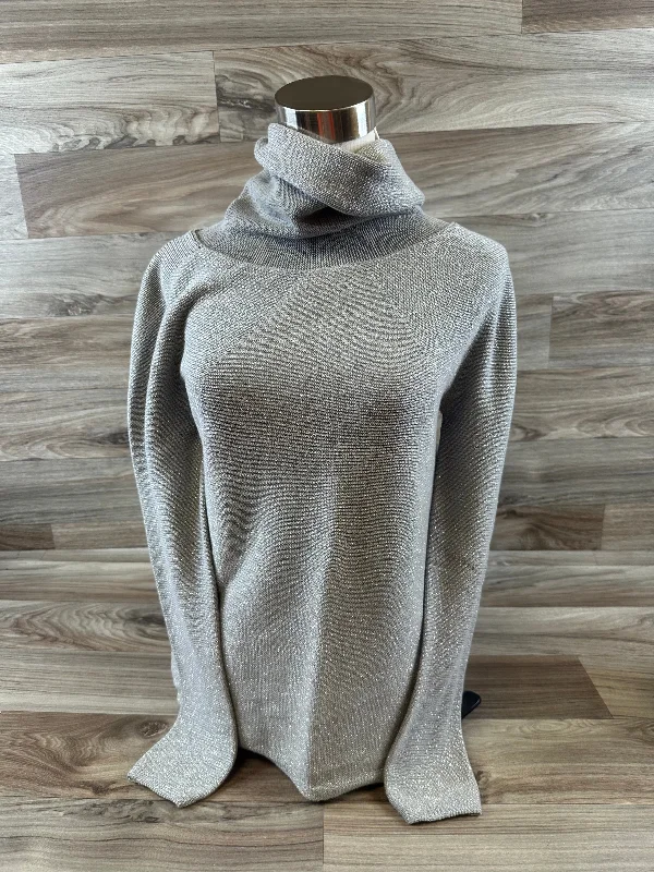 Top Long Sleeve By Talbots In Silver, Size: Xs