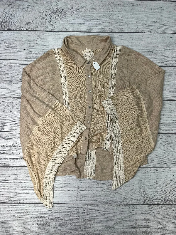 New! Top Long Sleeve By Pol In Tan, Size: S