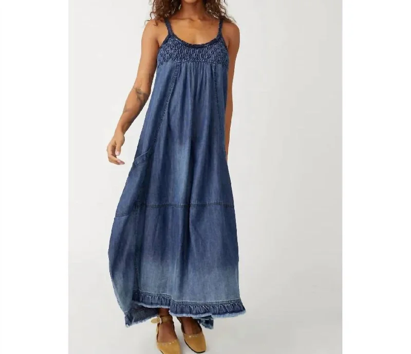 Clear Skies Maxi Dress In Hazey Mazey