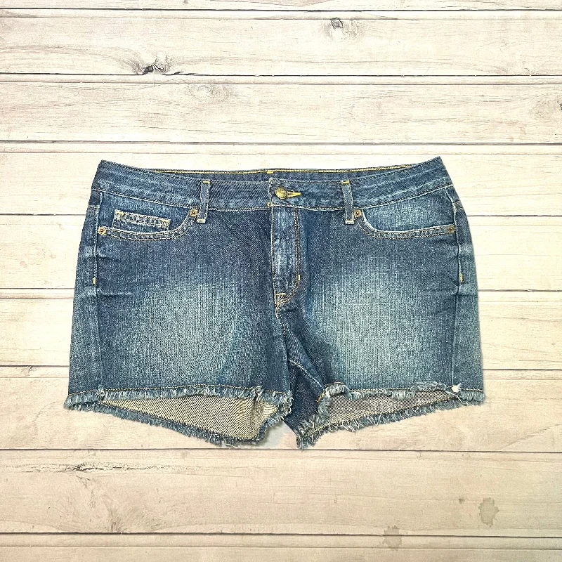 Shorts By Michael Kors  Size: 6